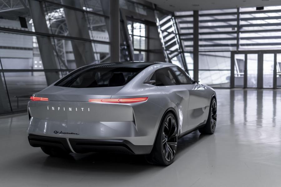  Infiniti Qs Inspiration 2019 года  (фото 27 из 41)
